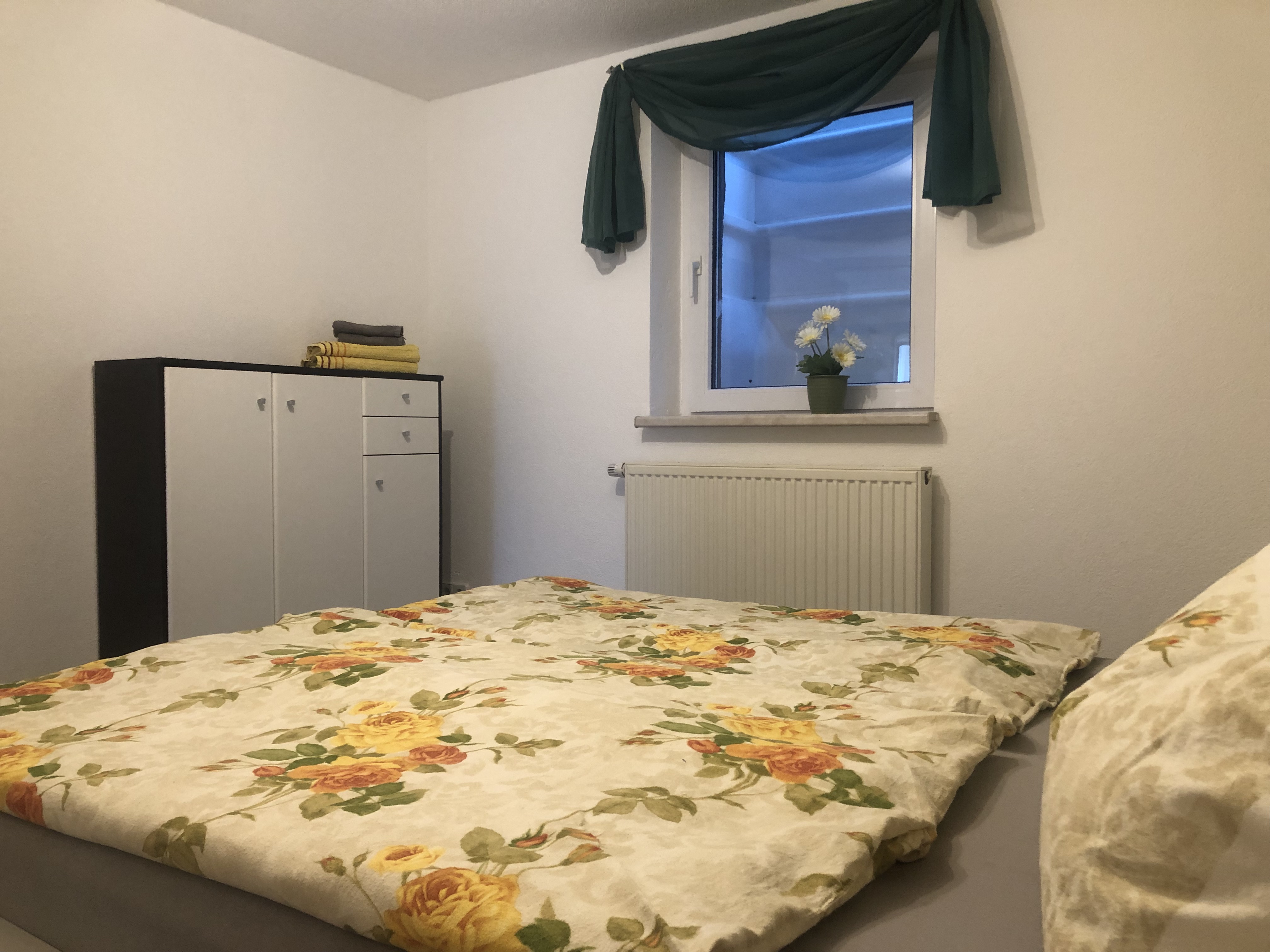 Schlafzimmer 2